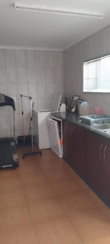 4 Bedroom Property for Sale in Roodia Free State
